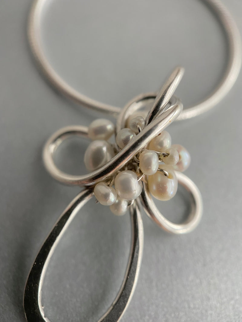 Flourish Pendant in Silver & Pearl