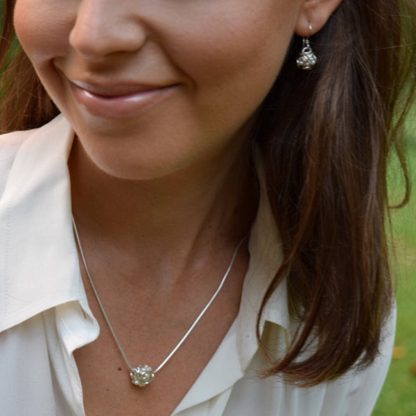The Pearl Cluster Pendant Necklace